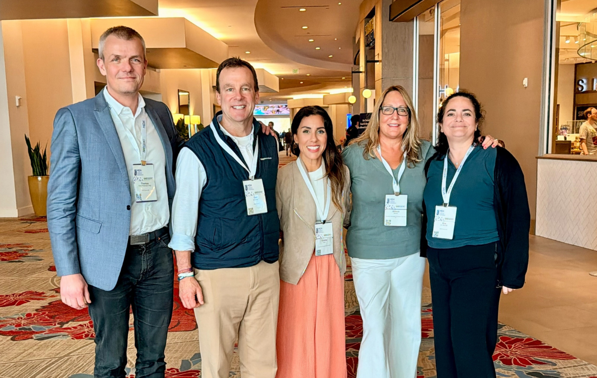 Members of the Hereditary Neuropathy Foundation research community gathered at a CMT science session.